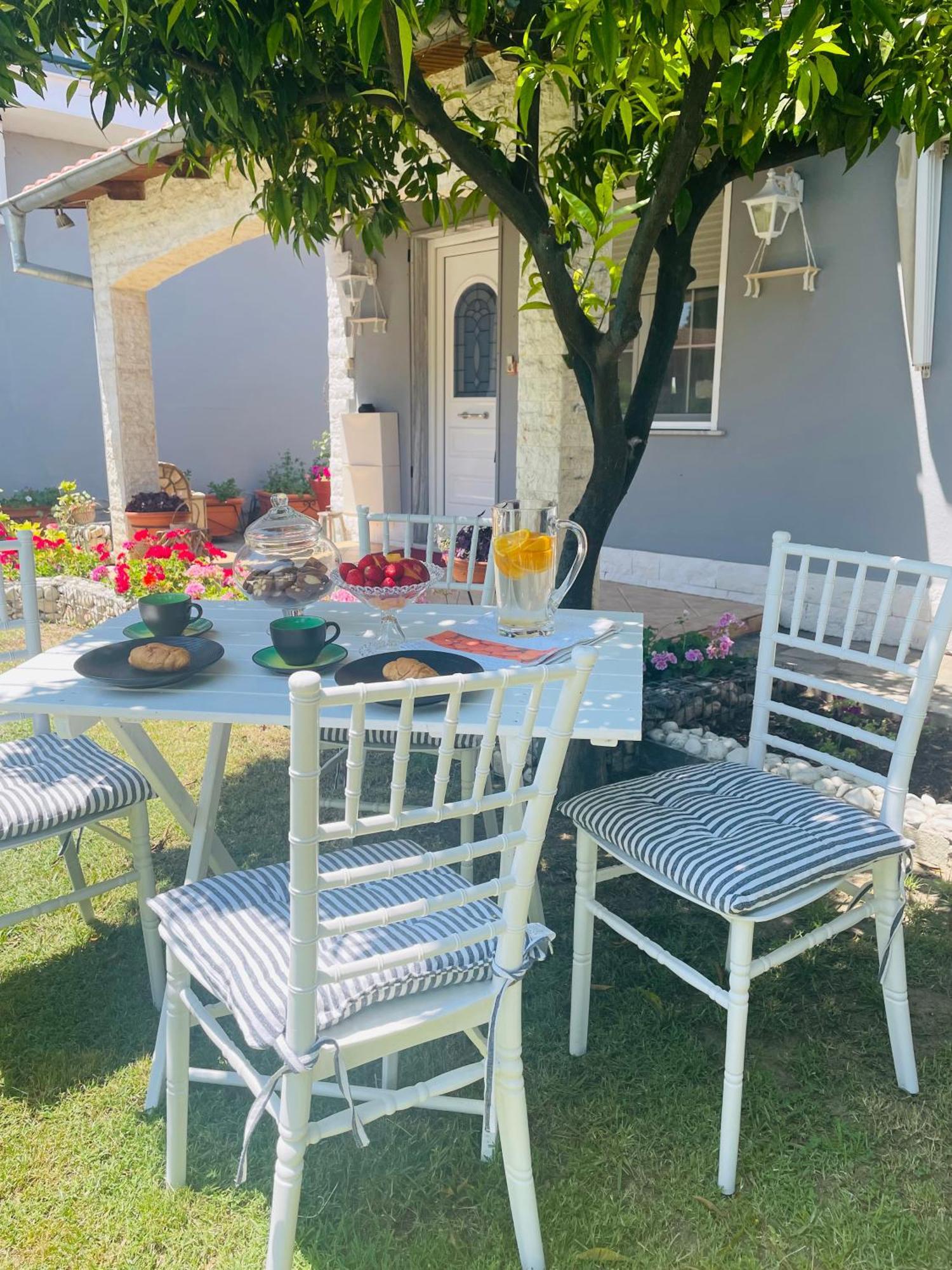 The Little Blooming House Holiday home *